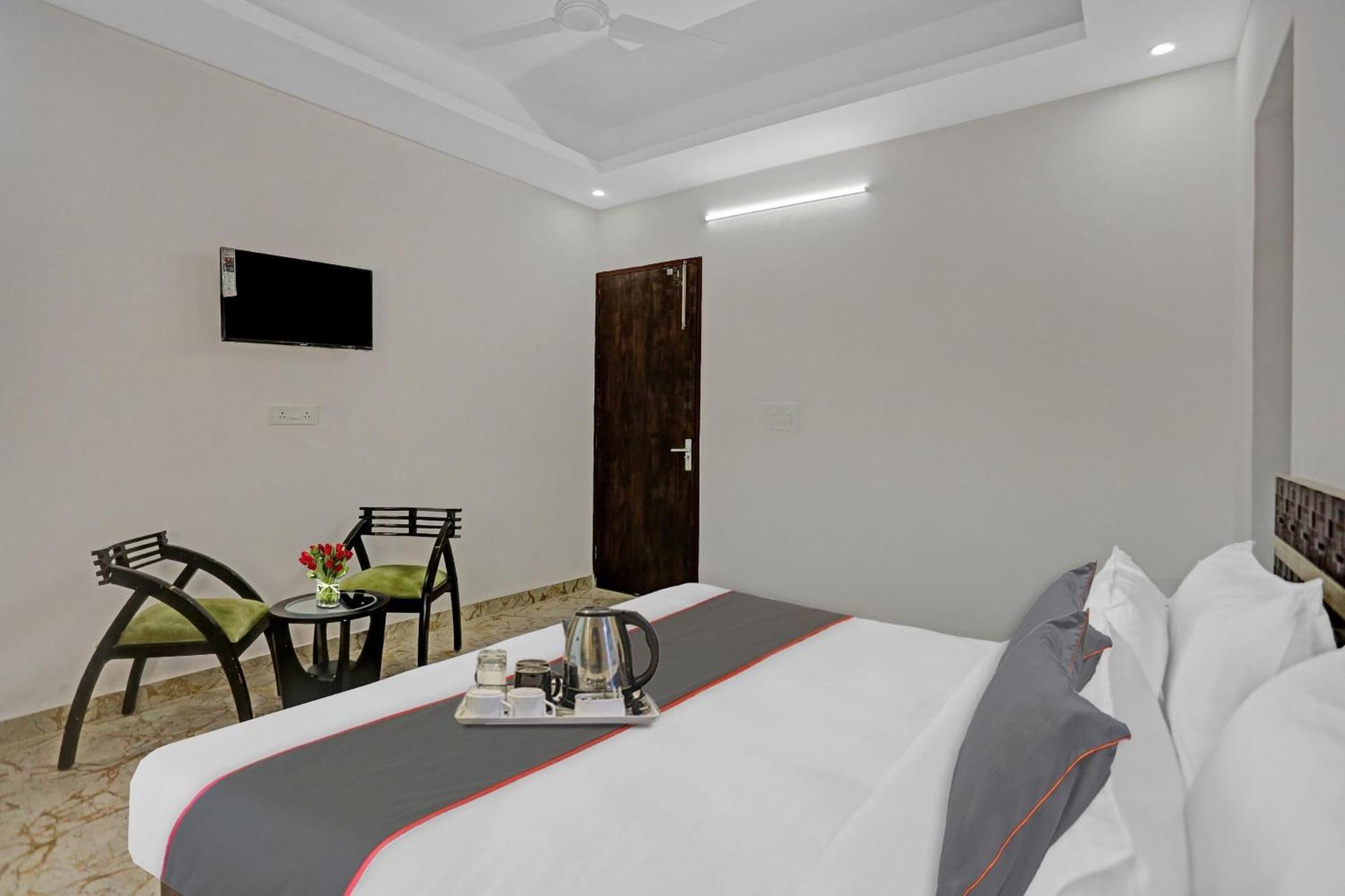Collection O The Royal Fern Otel Farrukhnagar Dış mekan fotoğraf